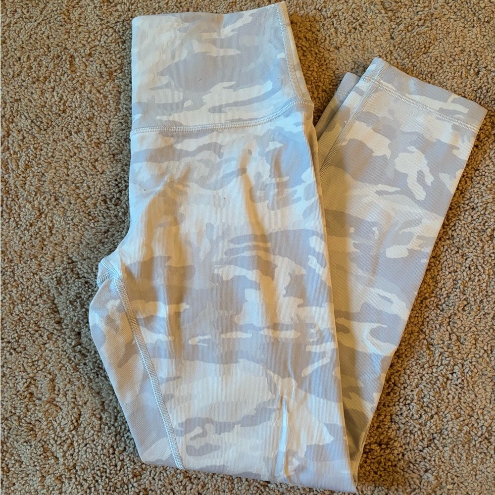 Lululemon wunder under leggings 25”